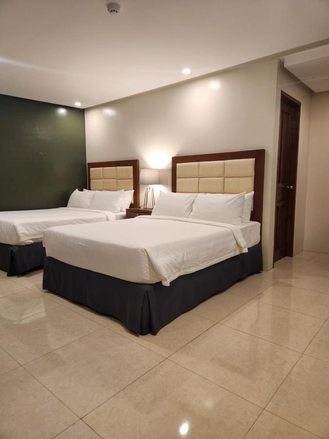 Hotel Herencia 625 Daraga  Экстерьер фото