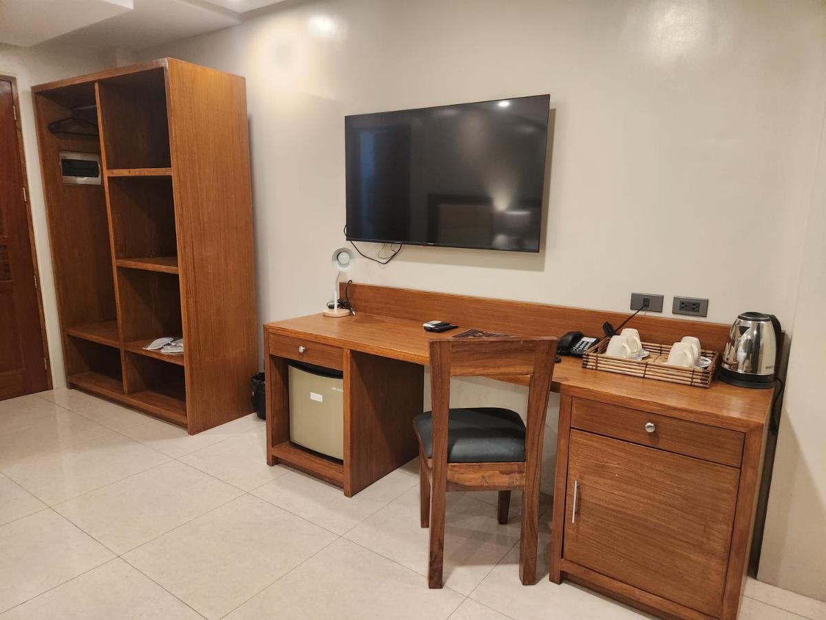 Hotel Herencia 625 Daraga  Экстерьер фото