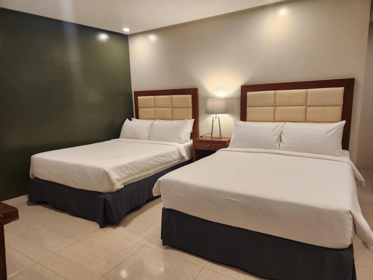 Hotel Herencia 625 Daraga  Экстерьер фото