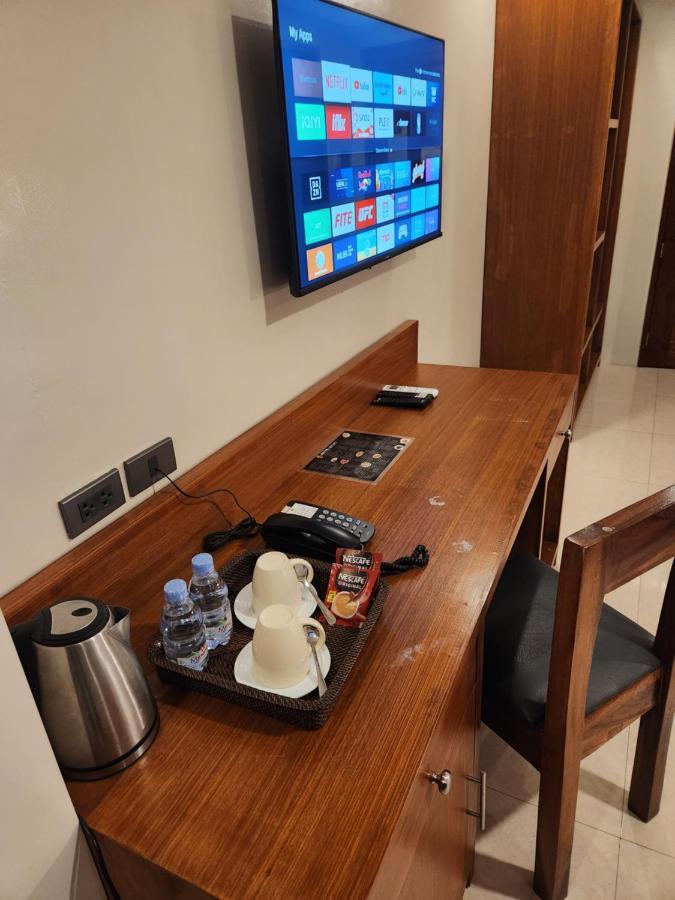Hotel Herencia 625 Daraga  Экстерьер фото
