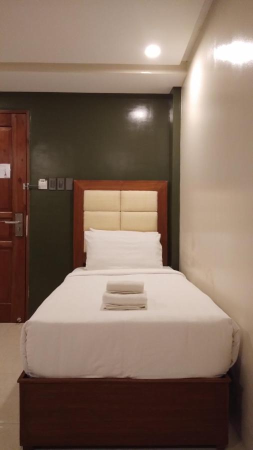 Hotel Herencia 625 Daraga  Экстерьер фото