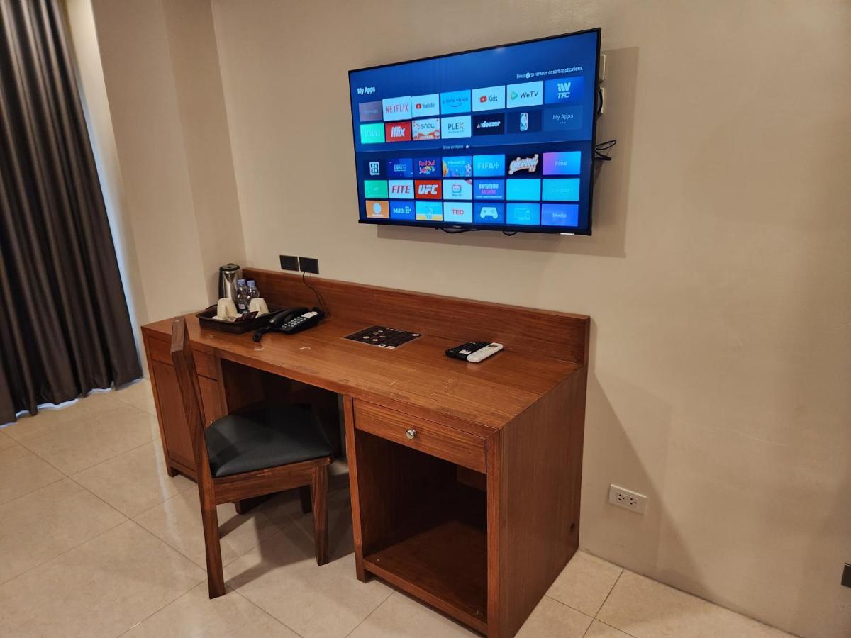 Hotel Herencia 625 Daraga  Экстерьер фото