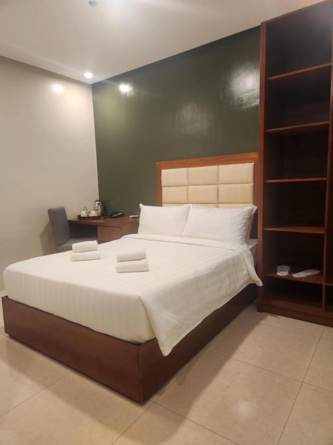 Hotel Herencia 625 Daraga  Экстерьер фото